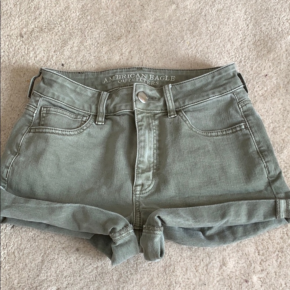 High-rise cargo green shorts